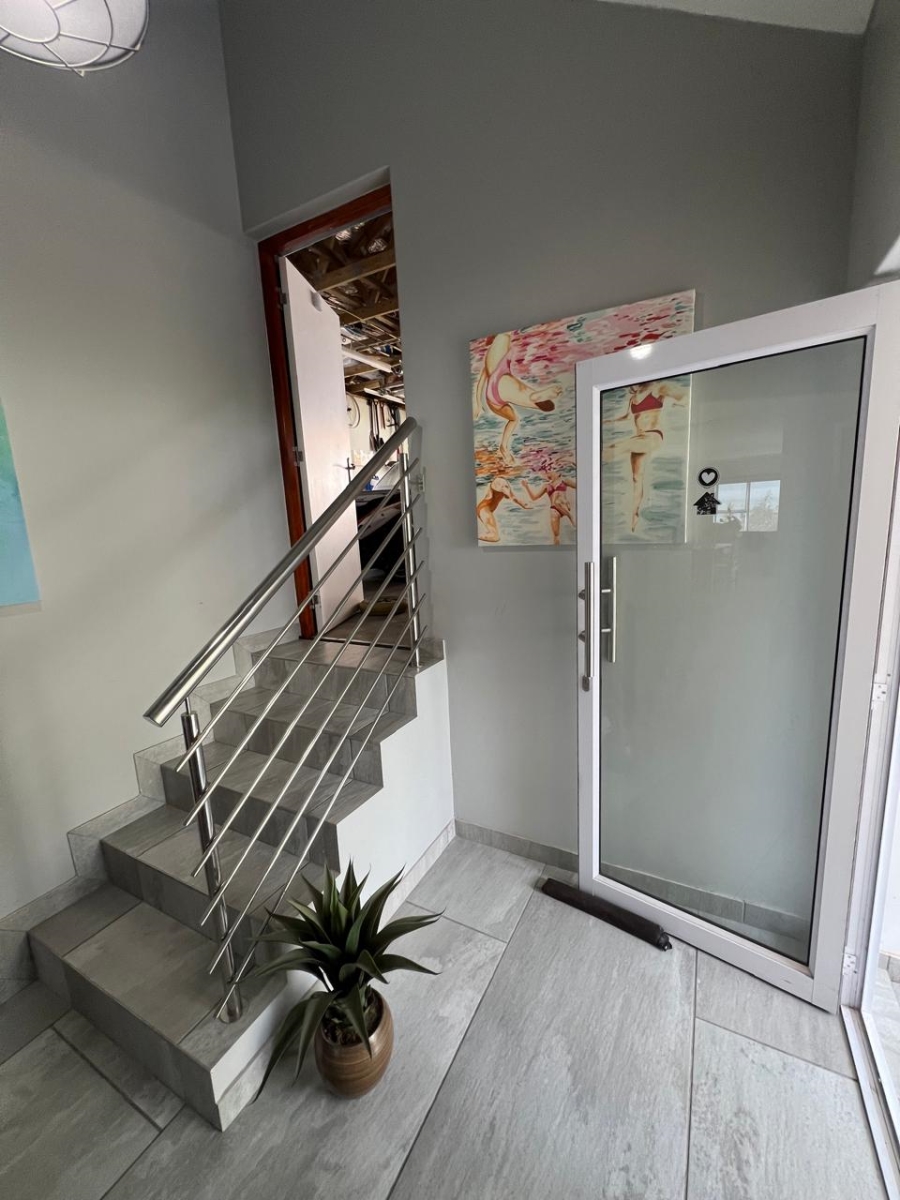 3 Bedroom Property for Sale in Kleinkoornhuis Western Cape